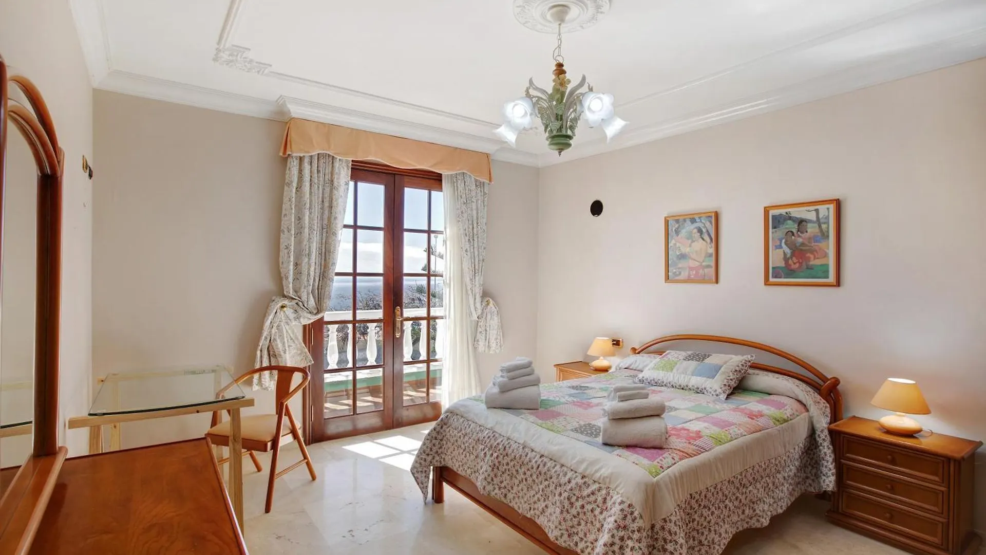 Villa Celia contacts